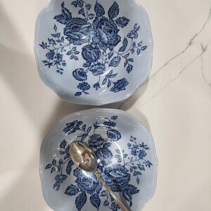 Set of 2 Elizabeth by Johnson Brothers Blue Flowers Square Cereal Bowls